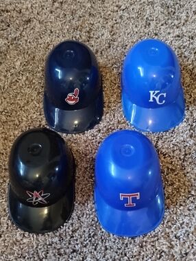 MLB Plastic Caps